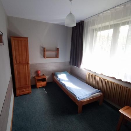 Noclegi Pod Debem Skawina Extérieur photo