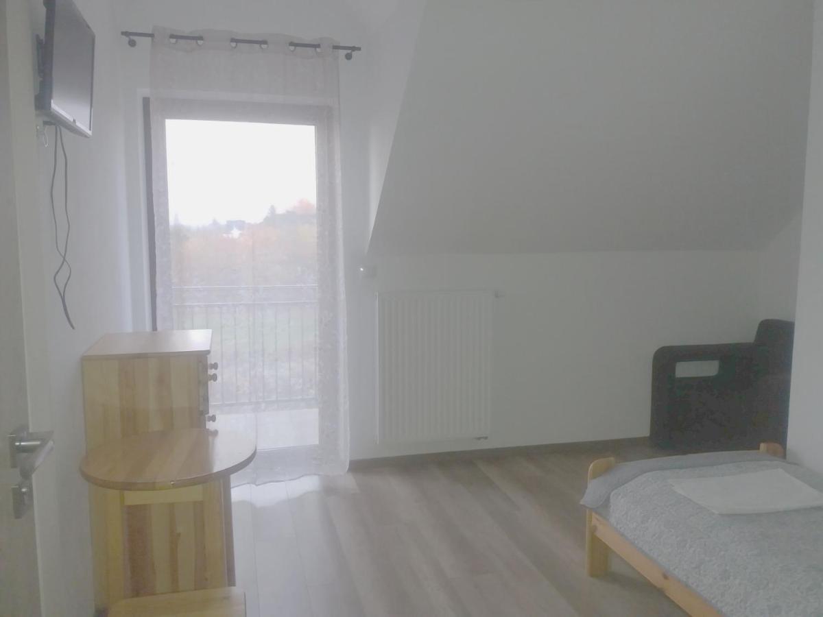 Noclegi Pod Debem Skawina Extérieur photo