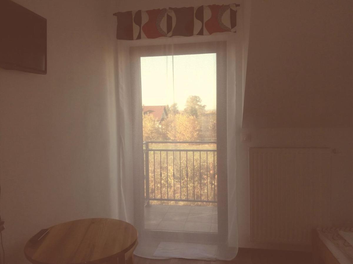 Noclegi Pod Debem Skawina Extérieur photo