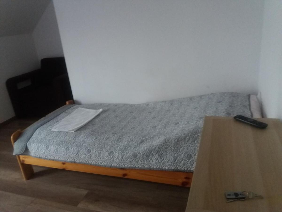 Noclegi Pod Debem Skawina Extérieur photo
